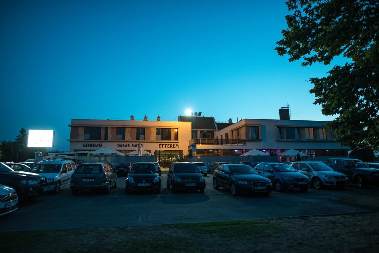 Dabas Hotel Exterior photo